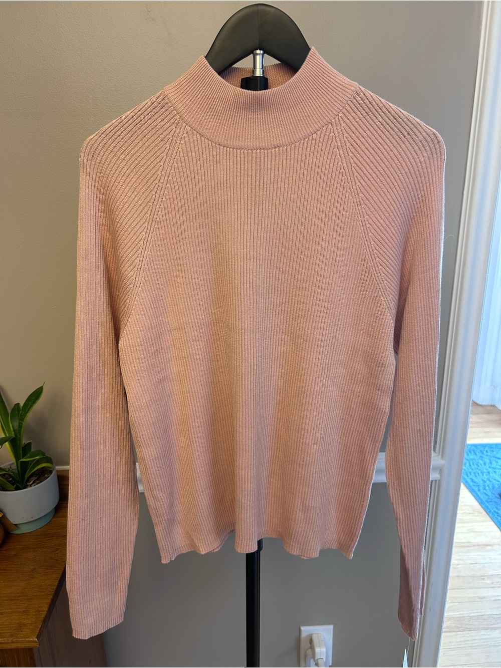 Ribbed Mock Neck Sweater in Dusty Rose